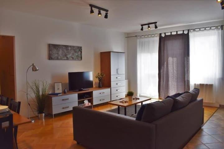 Cosy Apartment In Budapest Downtown With Free Garage Parking Экстерьер фото